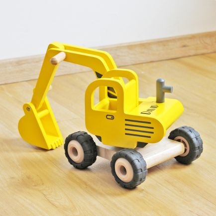 Goki Bagger Holz Baufahrzeug in Gelb für Kinder ab 3 Jahren mit Baggerschaufel 