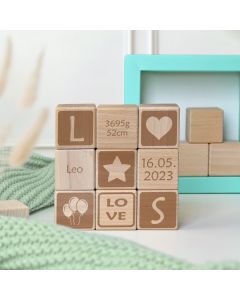 Baby-Holzwürfel mit Namensgravur